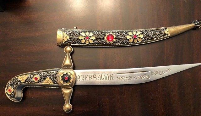кинжал кама.